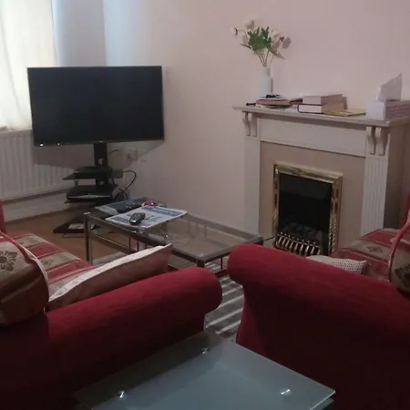 Rhemoy Leeds (West Yorkshire)